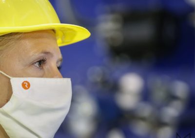 Wärmekraftwerk Obernburg Mitarbeiterin Robur Maske